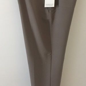 Adrienne Vittadini tan dress pants size 8